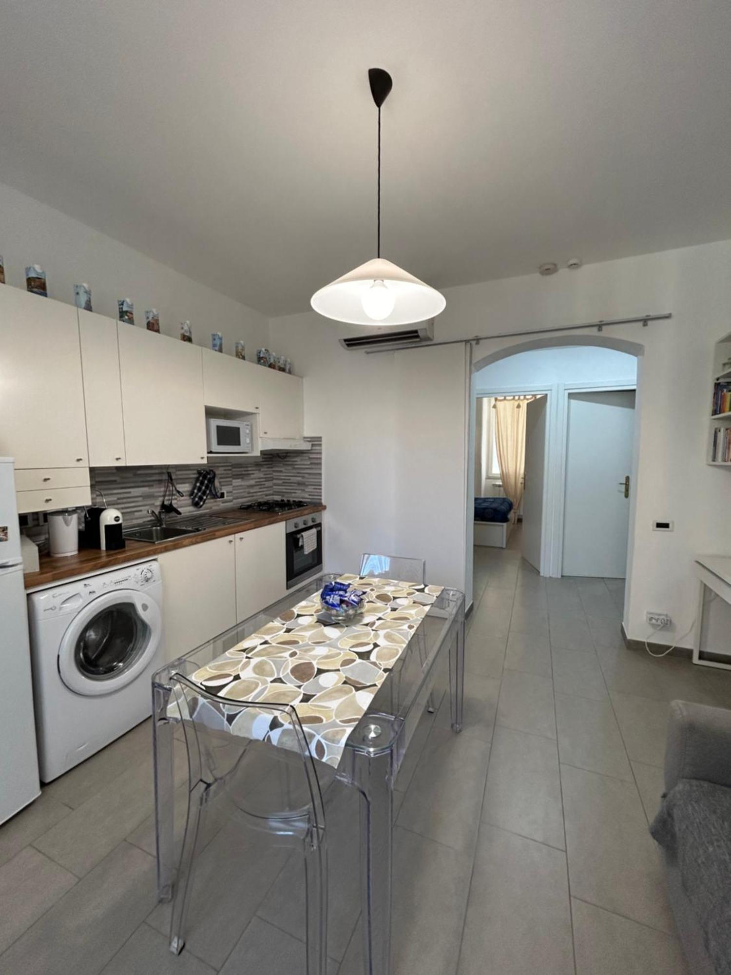 Apartamento In Via Venti La Spezia Exterior foto